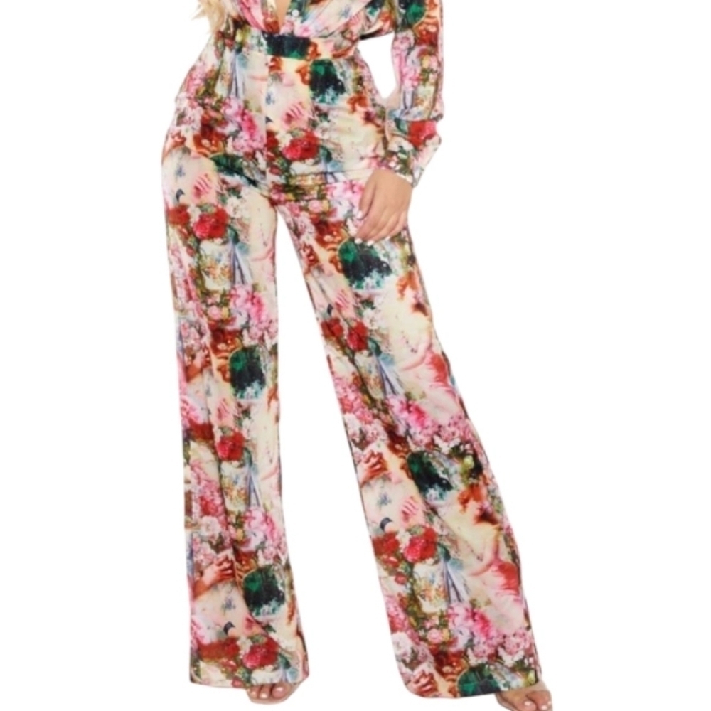 PrettyLittleThing  WideLeg Floral Victorian Pants Side Zip Size 6 NWT